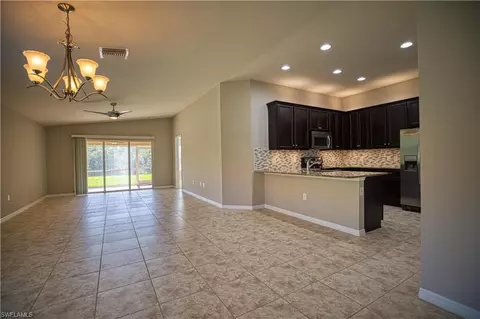 8462 Karina Ct, Naples, FL 34114 photo 3