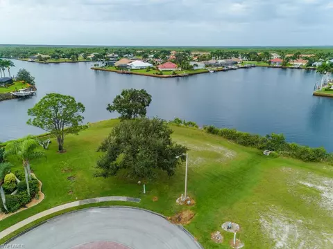 148 Venus Cay, Naples, FL 34114 photo 5
