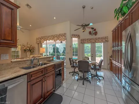 6891 Compton Ln S, Naples, FL 34104 photo 6
