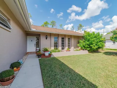 116 Marseille Dr, Naples, FL 34112 photo 2