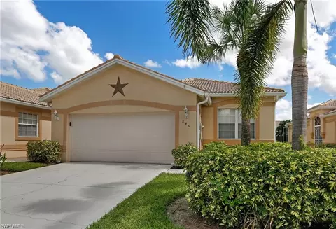 846 Glen Eagle Blvd, Naples, FL 34104 photo 1