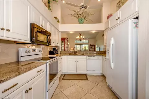 509 Veranda Way #E206, Naples, FL 34104 photo 5