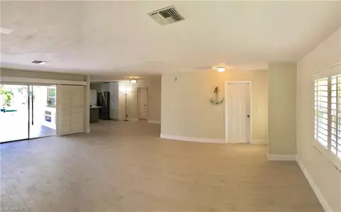 229 Madison Dr, Naples, FL 34110 photo 5