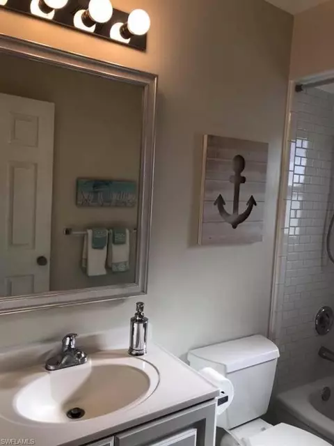 229 Madison Dr, Naples, FL 34110 photo 11
