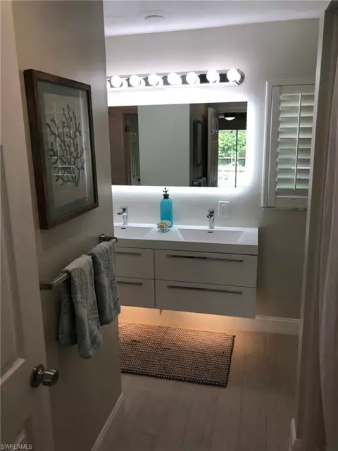 229 Madison Dr, Naples, FL 34110 photo 13