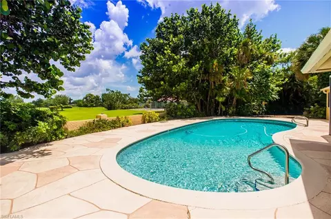 184 Briarcliff Ln, Naples, FL 34113 photo 2