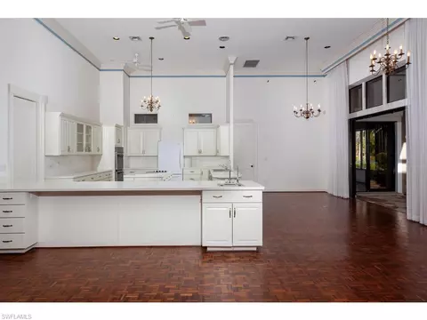 4555 Silver Fox Dr, Naples, FL 34119 photo 4
