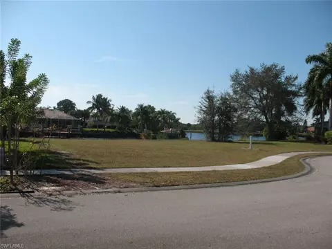 138 Windward Cay, Naples, FL 34114 photo 2