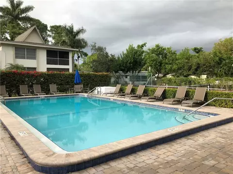 105 Georgetown Blvd, Naples, FL 34112 photo 12