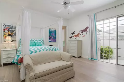 4655 Oak Leaf Dr, Naples, FL 34119 photo 16