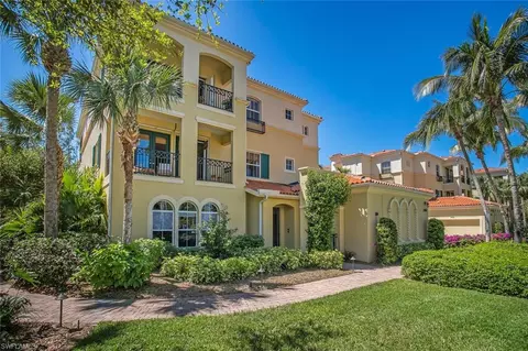 2866 Castillo Ct #103, Naples, FL 34109 photo 4