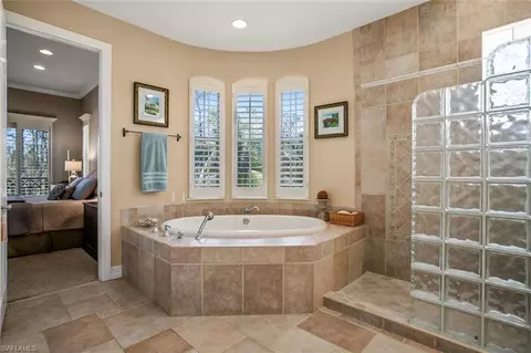2866 Castillo Ct #103, Naples, FL 34109 photo 24
