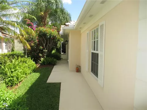 3627 El Segundo Ct, Naples, FL 34109 photo 2