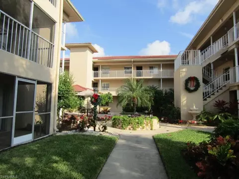 1051 Foxfire Ln #107, Naples, FL 34104 photo 1