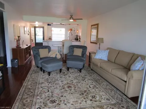 1051 Foxfire Ln #107, Naples, FL 34104 photo 2