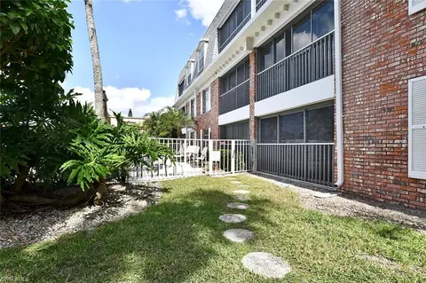 1900 Alamanda Dr #107, Naples, FL 34102 photo 21