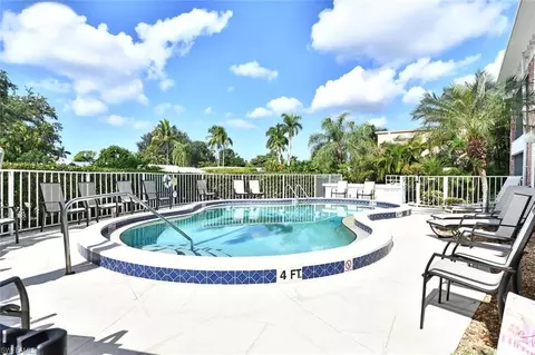 1900 Alamanda Dr #107, Naples, FL 34102 photo 20