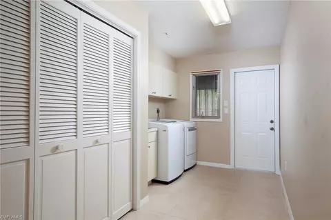 1920 Empress Ct, Naples, FL 34110 photo 6