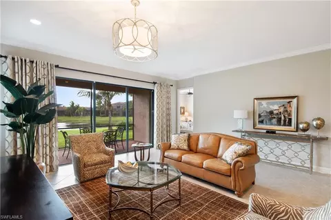 3204 Pacific Dr, Naples, FL 34119 photo 7