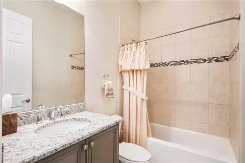 3204 Pacific Dr, Naples, FL 34119 photo 19