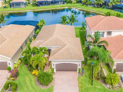 3204 Pacific Dr, Naples, FL 34119 photo 3