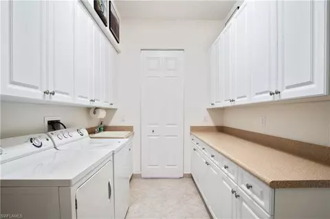 3204 Pacific Dr, Naples, FL 34119 photo 20