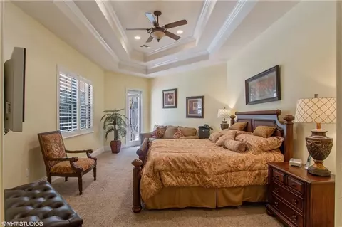 934 Tivoli Ct, Naples, FL 34104 photo 7