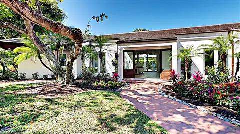 819 Buttonbush Ln, Naples, FL 34108 photo 29