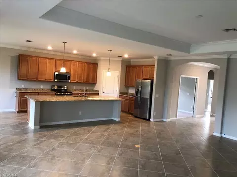 4690 Abaca Cir, Naples, FL 34119 photo 2