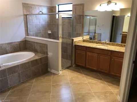 4690 Abaca Cir, Naples, FL 34119 photo 5