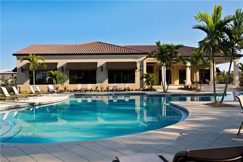 4690 Abaca Cir, Naples, FL 34119 photo 10