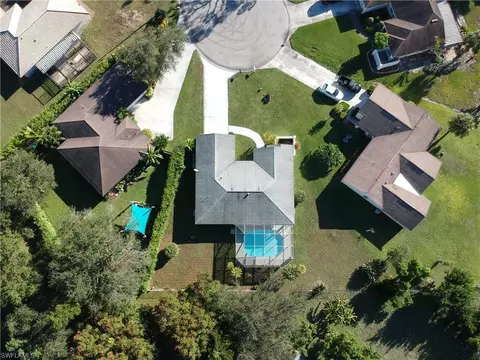 3170 Pineapple Ct, Naples, FL 34120 photo 2