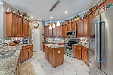 9489 Coralee Ave, Estero, FL 33928 photo 9