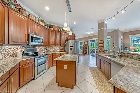 9489 Coralee Ave, Estero, FL 33928 photo 10