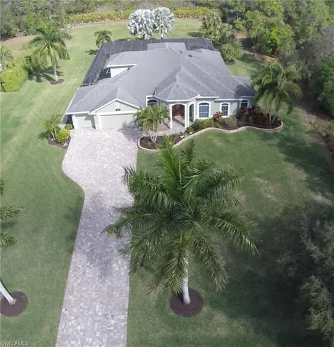 9489 Coralee Ave, Estero, FL 33928 photo 3