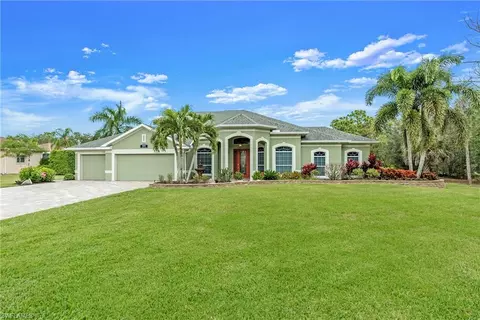 9489 Coralee Ave, Estero, FL 33928 photo 2