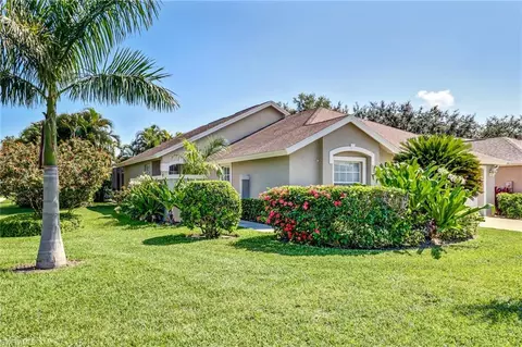 5031 Coldstream Ln, Naples, FL 34104 photo 2