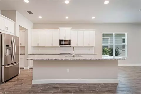 3560 Pilot Cir, Naples, FL 34120 photo 13