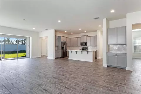 3609 Pilot Cir, Naples, FL 34120 photo 5