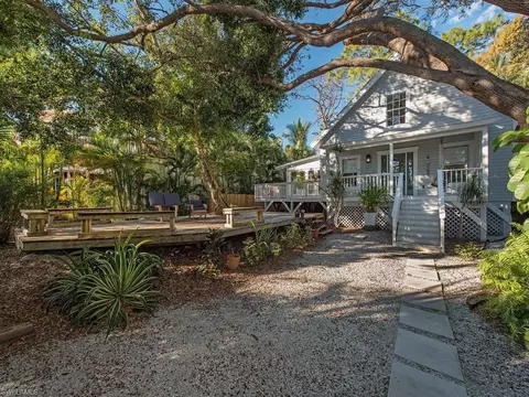 2180 Frederick St, Naples, FL 34112 photo 1