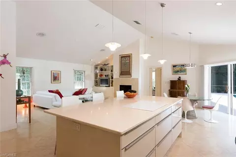 708 Pineside Ln, Naples, FL 34108 photo 9
