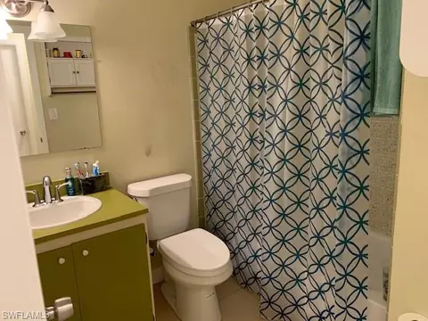 5264 Dixie Dr, Naples, FL 34113 photo 4