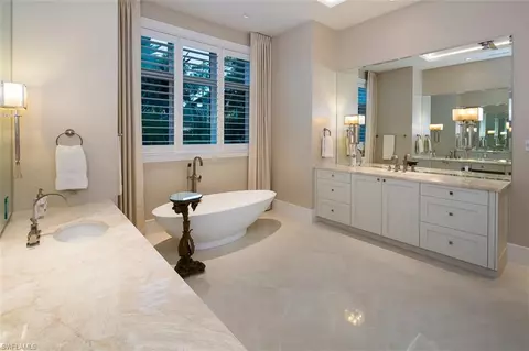 2805 Silverleaf Ln, Naples, FL 34105 photo 18