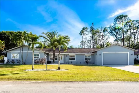 236 Johnnycake Dr, Naples, FL 34110 photo 2