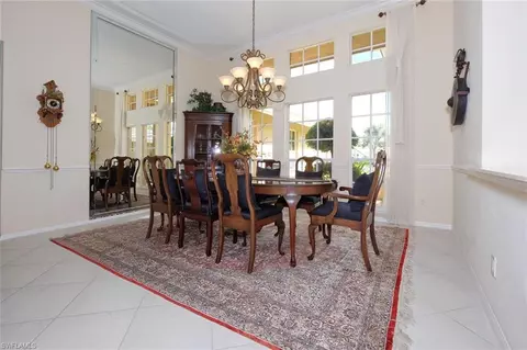 265 Stonegate Ct, Naples, FL 34119 photo 4