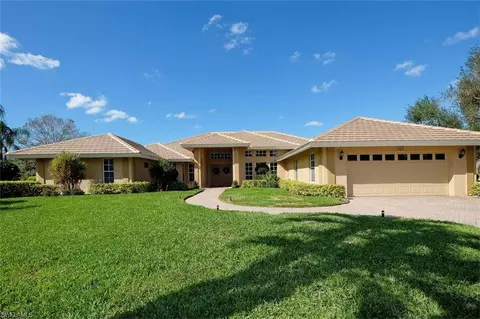 265 Stonegate Ct, Naples, FL 34119 photo 10