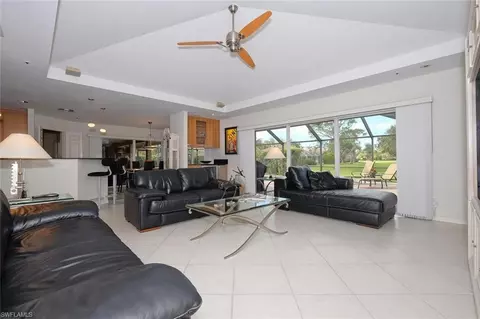 265 Stonegate Ct, Naples, FL 34119 photo 23
