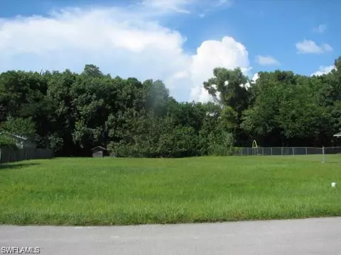 5243 Raintree Ln, Naples, FL 34113 photo 1