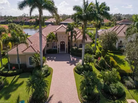 16536 Cellini Ln, Naples, FL 34110 photo 2