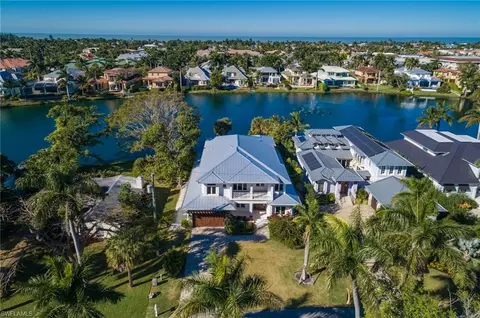660 E Lake Dr, Naples, FL 34102 photo 28